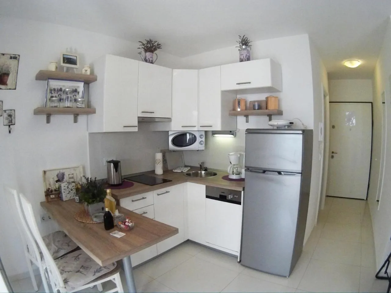 Apartment Lavanda Ruzmarin Njivice Croatia