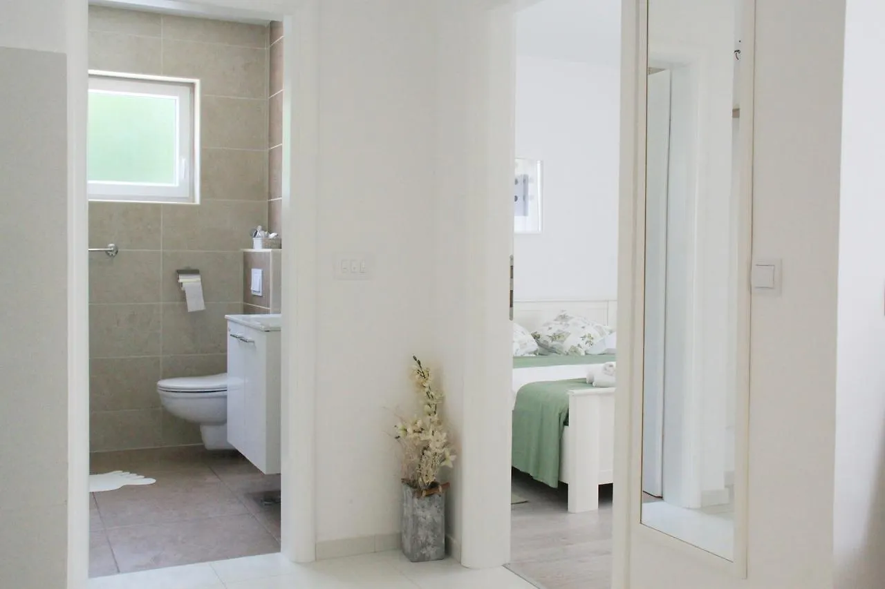 Apartment Lavanda Ruzmarin Njivice