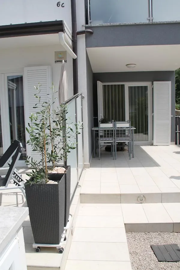 Apartment Lavanda Ruzmarin Njivice