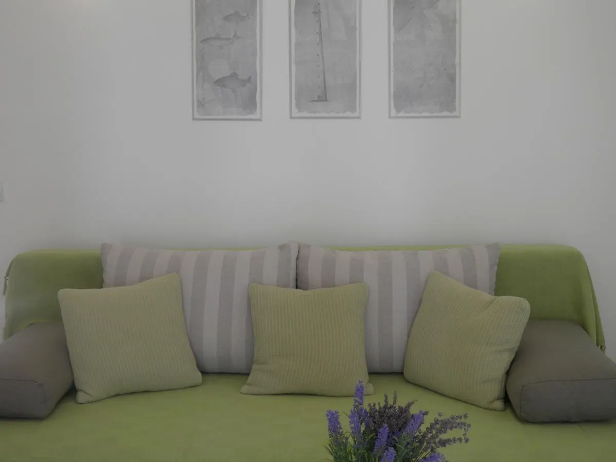 Apartment Lavanda Ruzmarin Njivice 0*,  Croatia